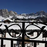Hotel Cortina