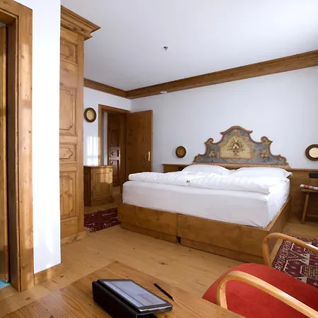 Hotel Cortina