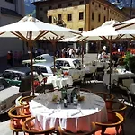 Cortina 4*
