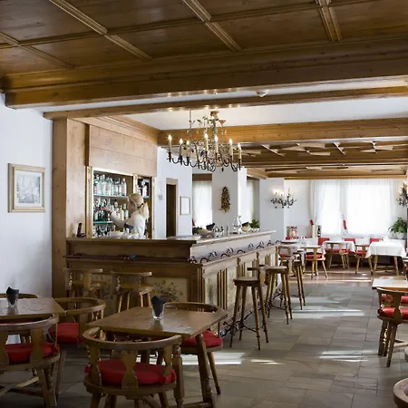 Cortina Szálloda Cortina dʼAmpezzo