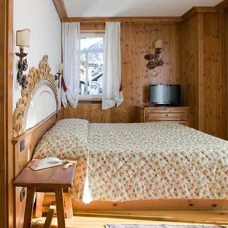 Hotel Cortina