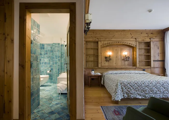 Cortina Hotel 4*