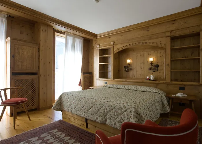 Cortina Hotell